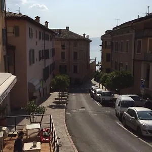 https://ca-milla.it-lombardy.com