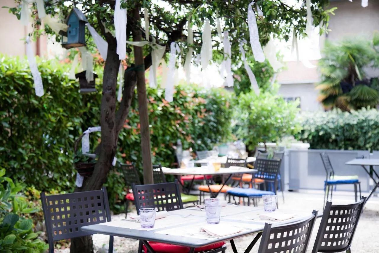 Locanda Alla Mano Forlimpopoli 0*,  Italië
